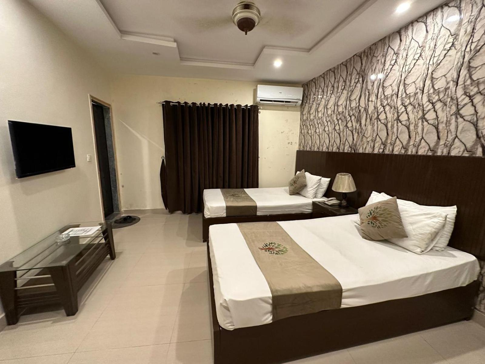 Hotel Green Fort Gulberg Λαχόρη Εξωτερικό φωτογραφία