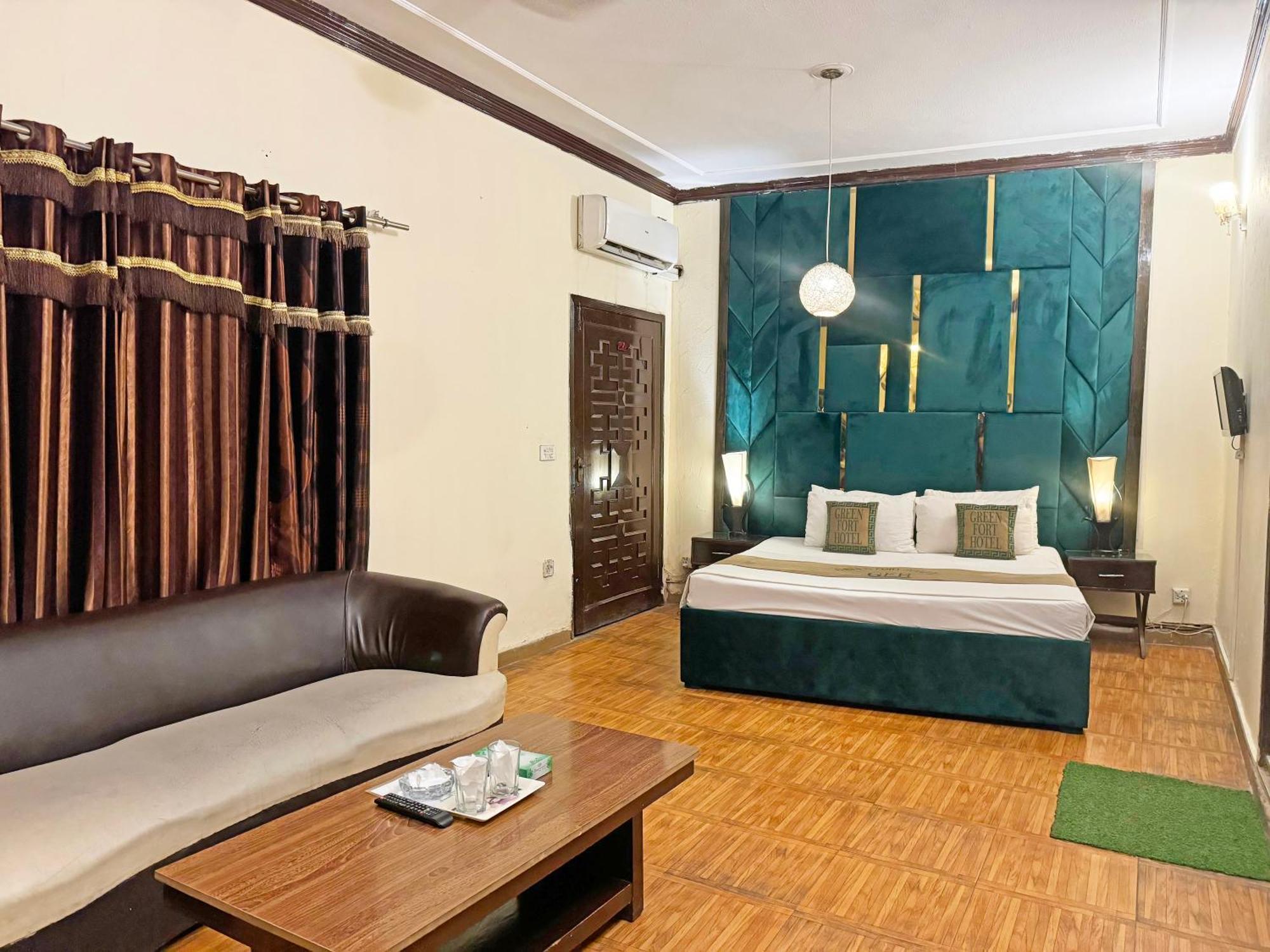 Hotel Green Fort Gulberg Λαχόρη Εξωτερικό φωτογραφία