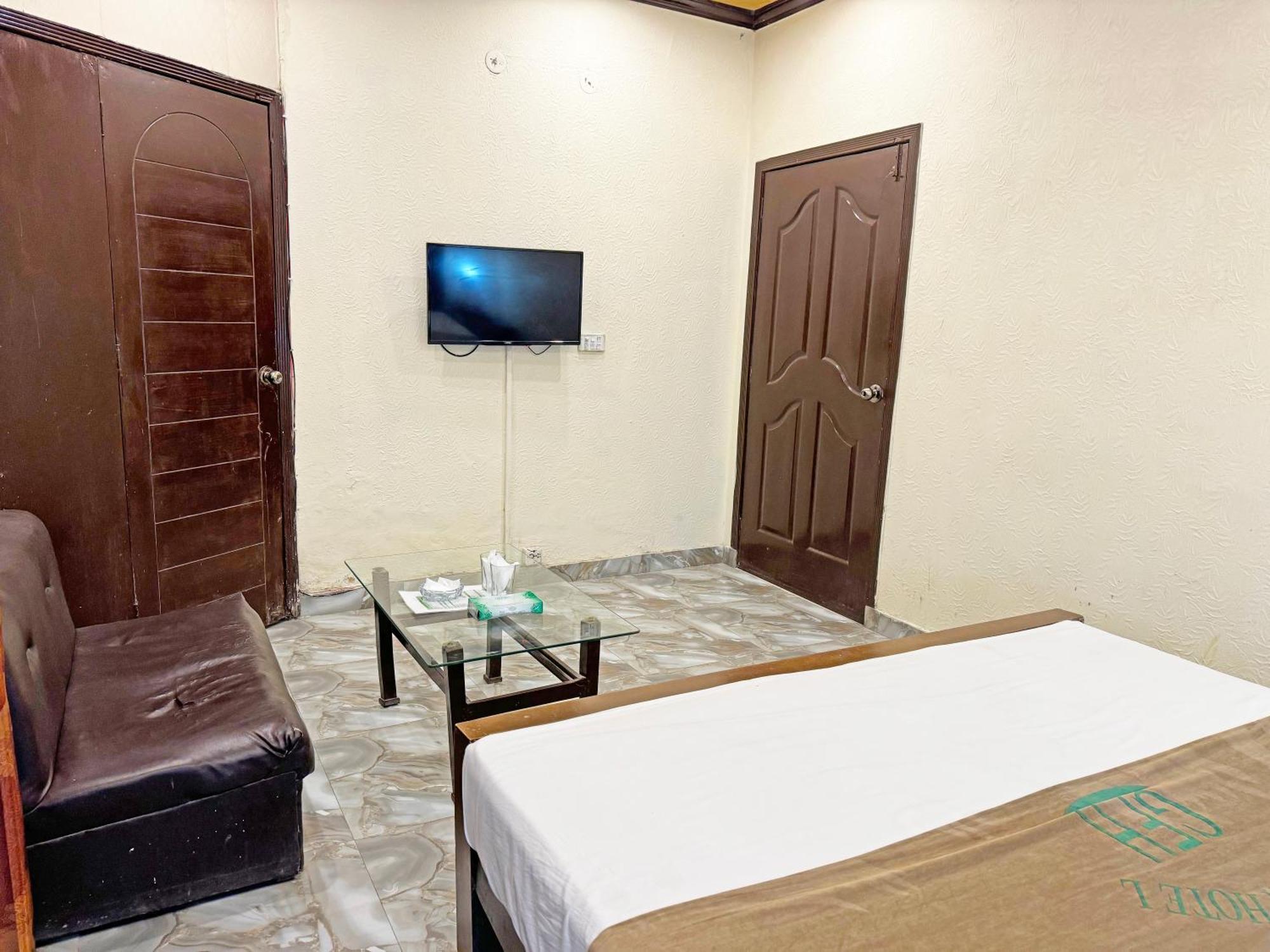 Hotel Green Fort Gulberg Λαχόρη Εξωτερικό φωτογραφία
