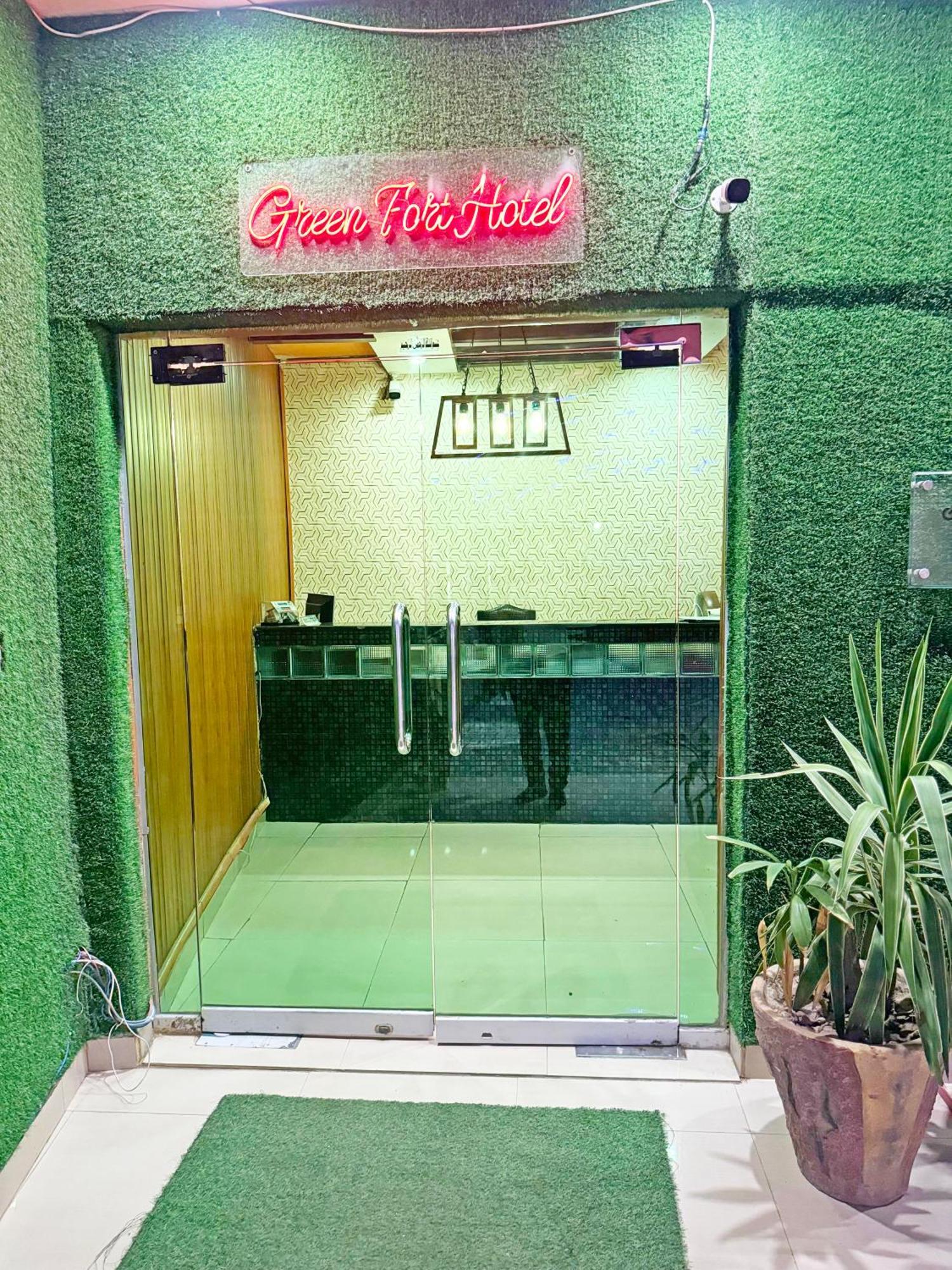 Hotel Green Fort Gulberg Λαχόρη Εξωτερικό φωτογραφία