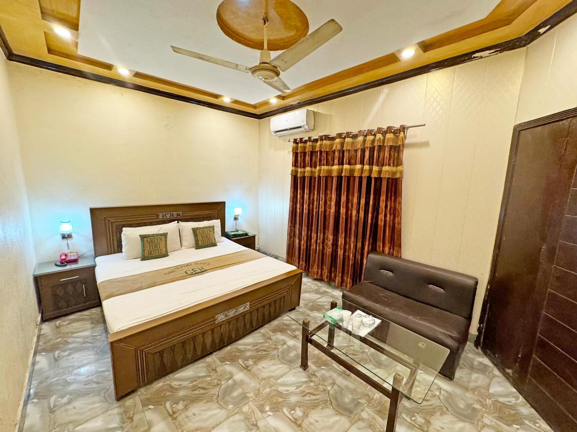 Hotel Green Fort Gulberg Λαχόρη Εξωτερικό φωτογραφία
