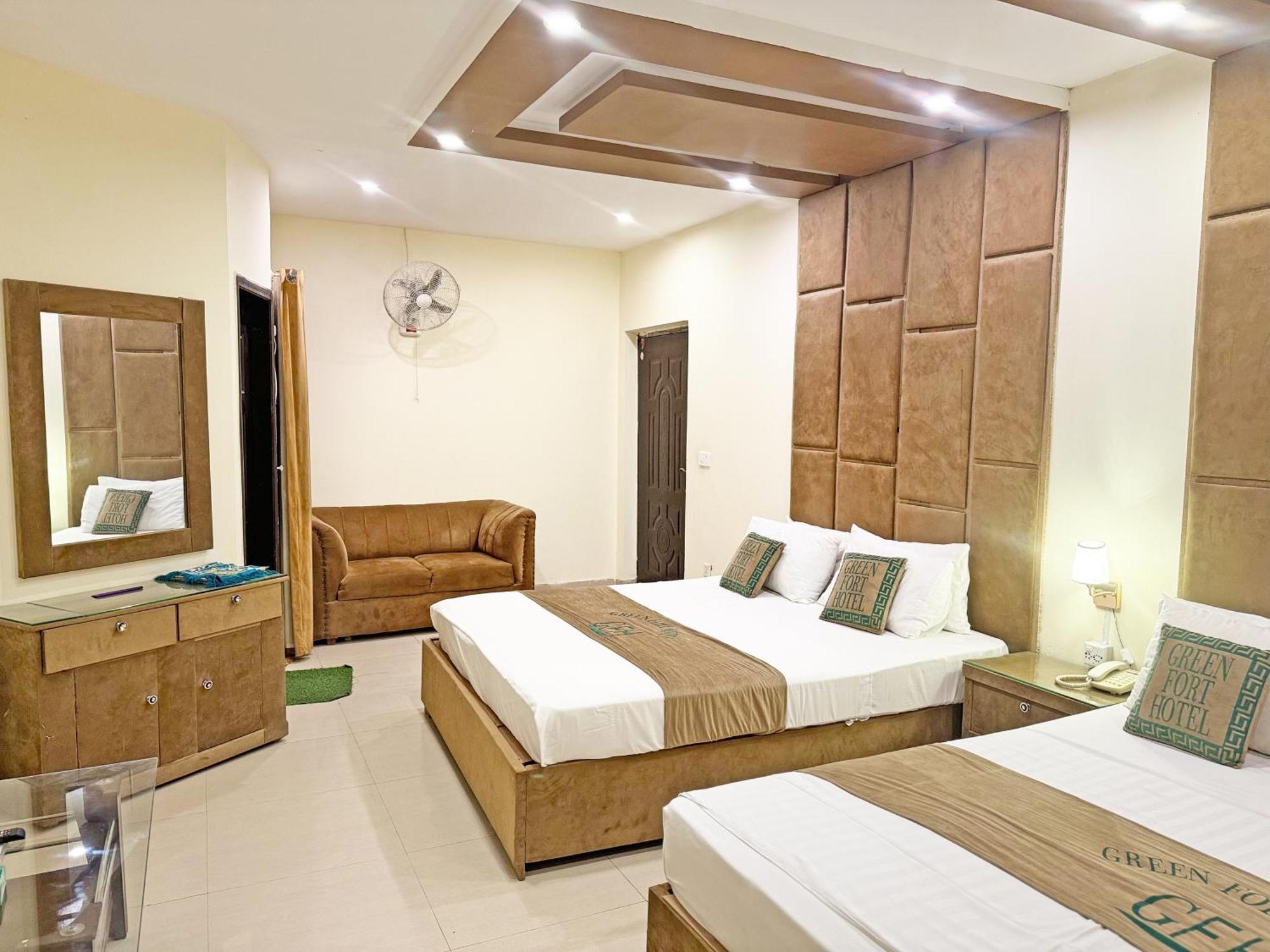 Hotel Green Fort Gulberg Λαχόρη Εξωτερικό φωτογραφία