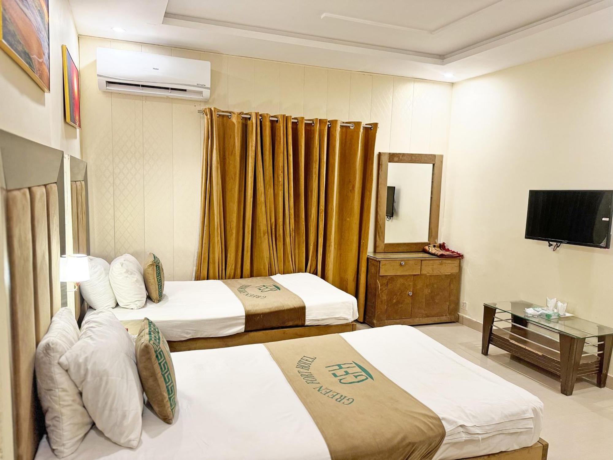 Hotel Green Fort Gulberg Λαχόρη Εξωτερικό φωτογραφία