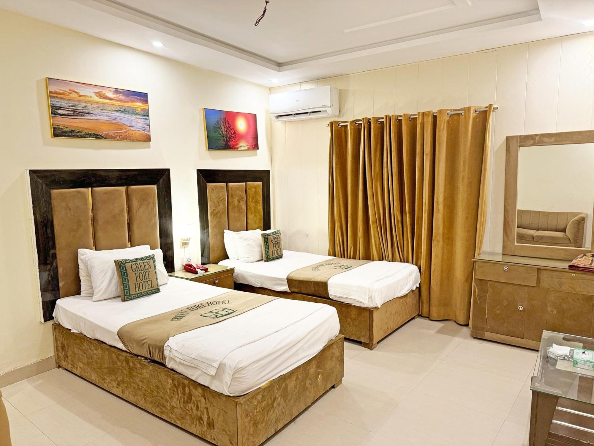 Hotel Green Fort Gulberg Λαχόρη Εξωτερικό φωτογραφία