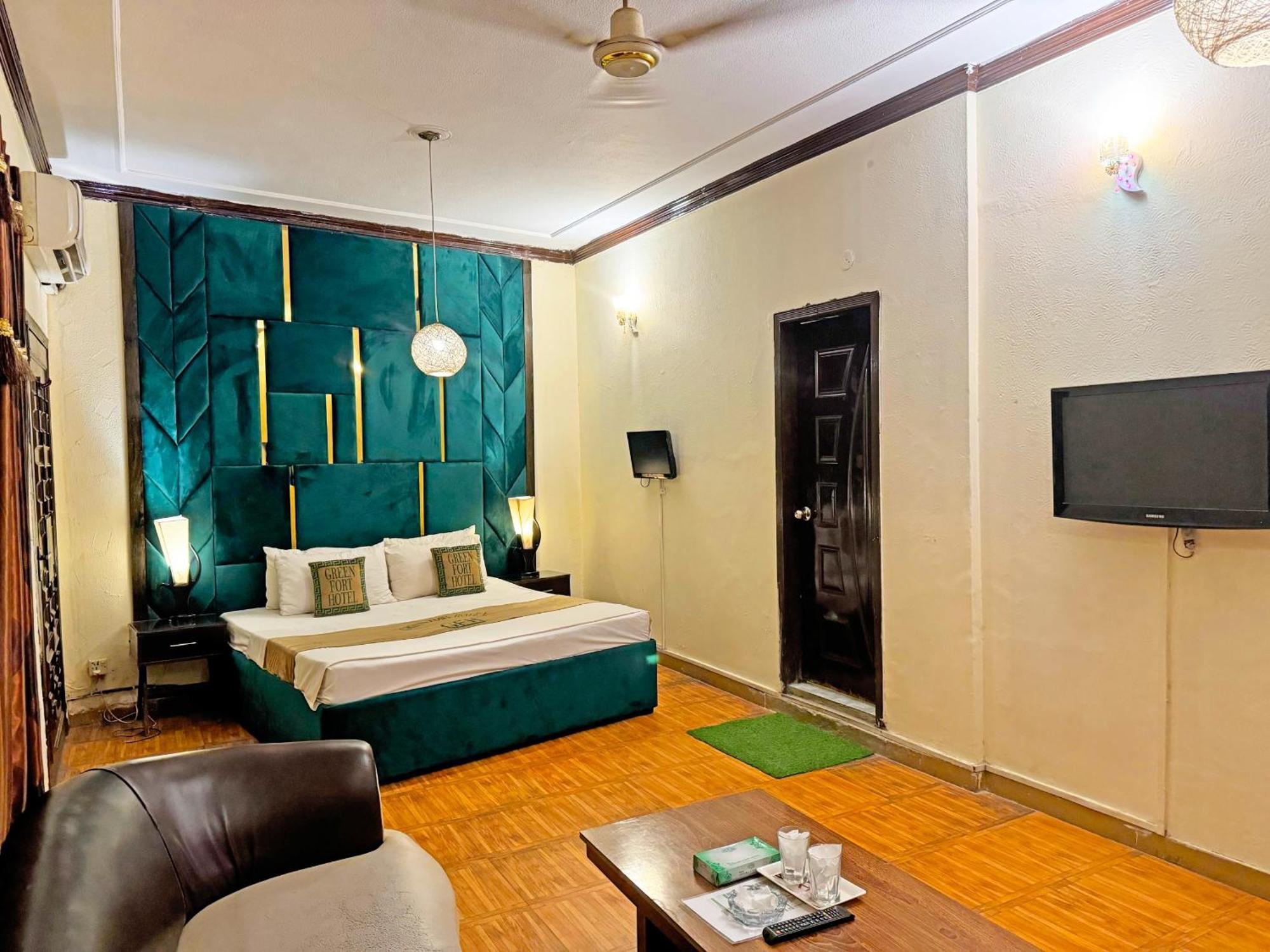 Hotel Green Fort Gulberg Λαχόρη Εξωτερικό φωτογραφία